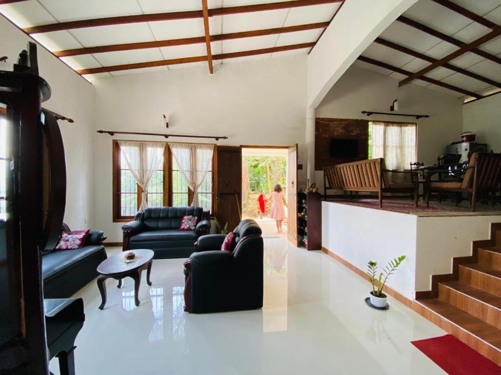 Pearl'S Homestay Matale Extérieur photo